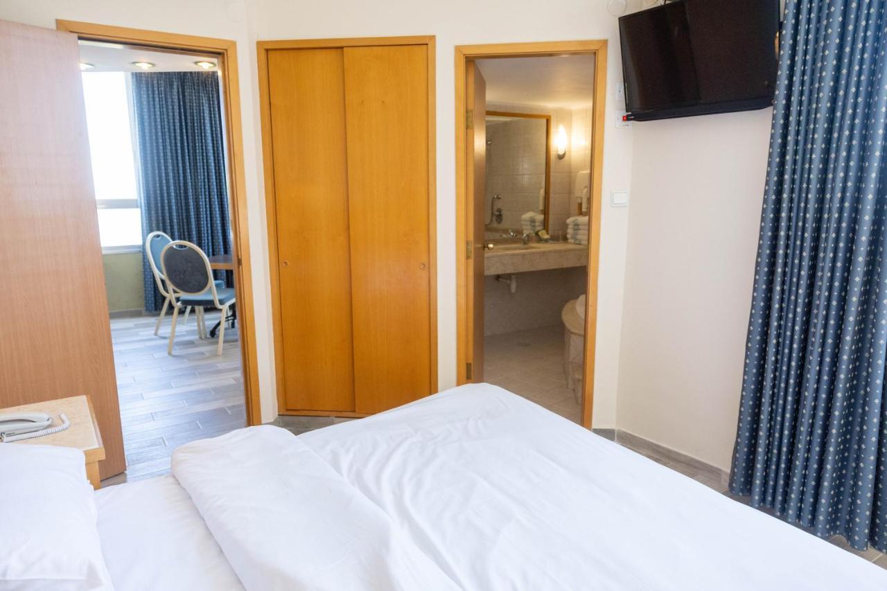Marom Hotel Haifa Exteriör bild