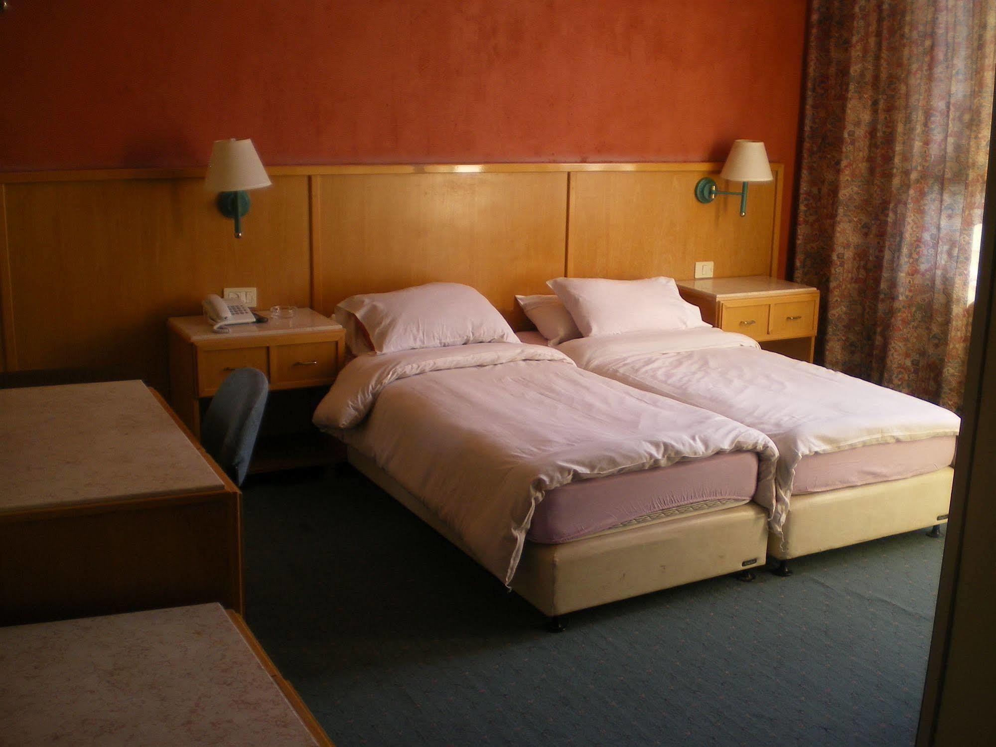 Marom Hotel Haifa Rum bild