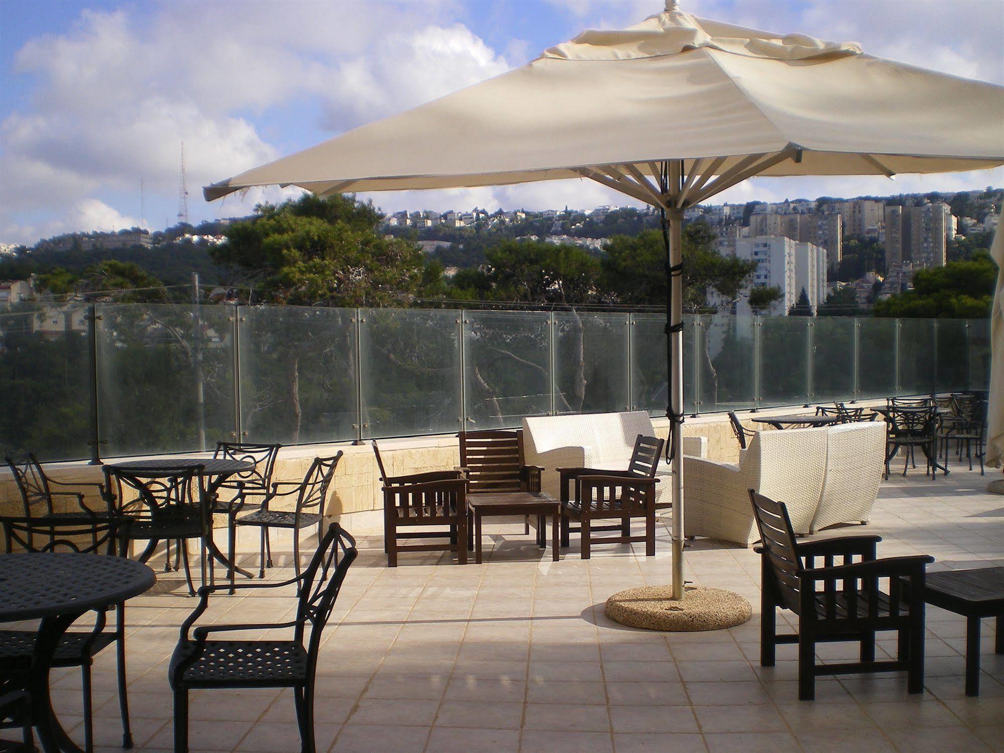 Marom Hotel Haifa Restaurang bild